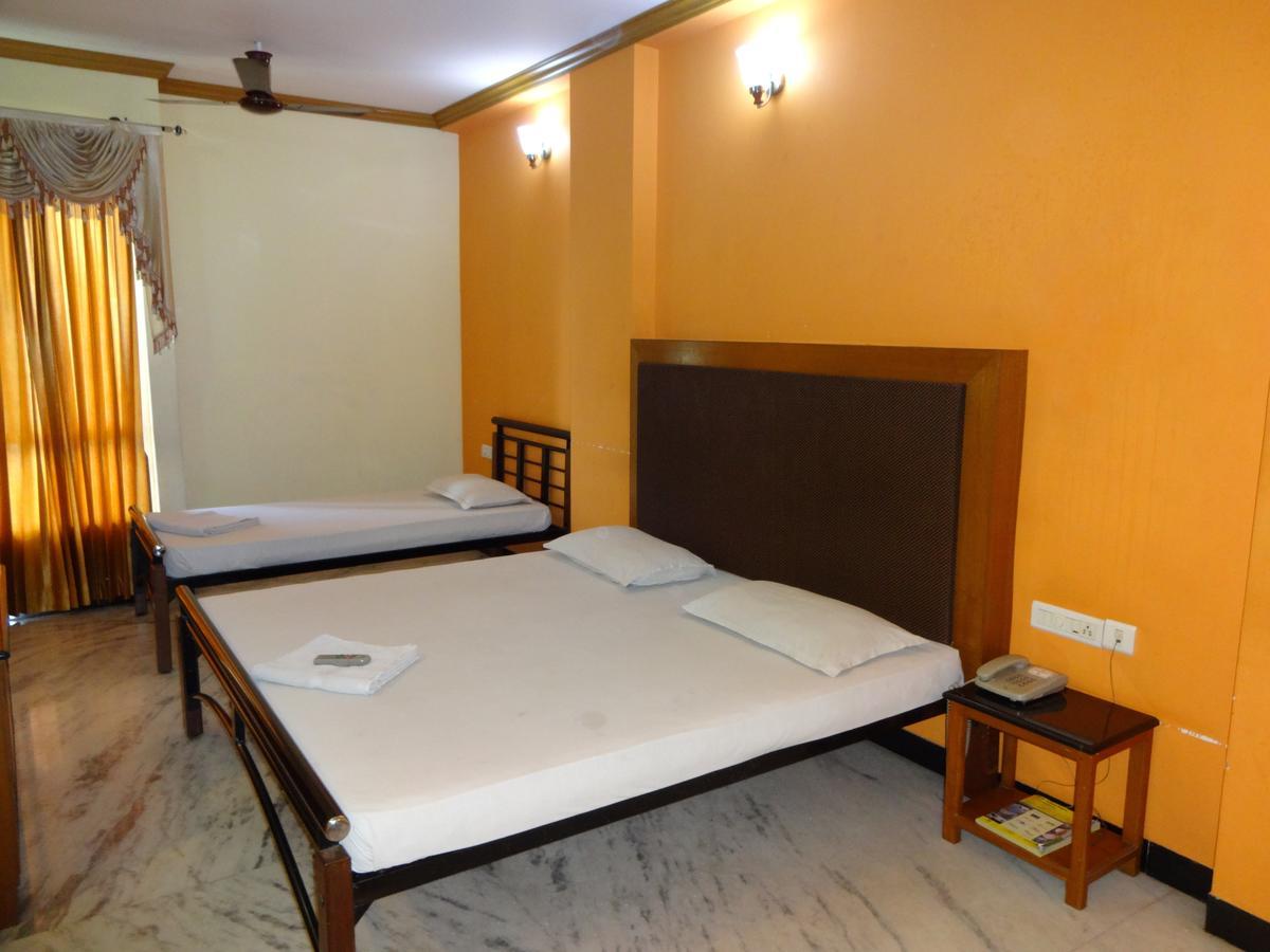 קוימבטור Hotel Grand Palace מראה חיצוני תמונה