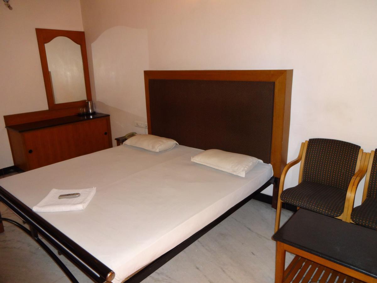 קוימבטור Hotel Grand Palace מראה חיצוני תמונה